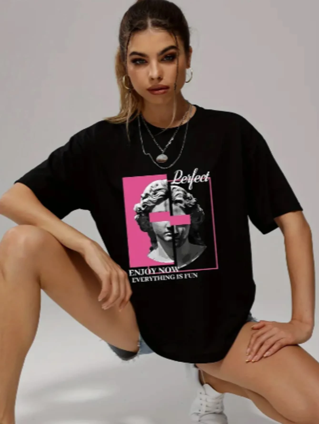 Women T-Shirts - 黑色 - 查看 1