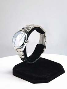 1個天鵝絨手錶展示架,1個c形手鐲展示架,1個防刮擦天鵝絨手錶展示架,1個黑色皮紋手鐲和珠寶展示架