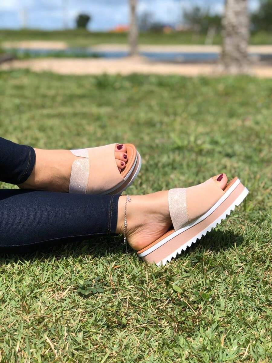 Women Platforms & Wedge Sandals - 米色 - 查看 1