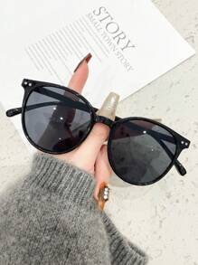 1pc Stylish Y2k Square Frame Retro Sports Fashion Glasses For Women, Daily Wear Shades Beach Accessories Beach Accessories For Women Glasses Shades Basics Fall Winter Women Outfits Clothes Business Casual Gifts For Summer Beach Vacation,Outdoor,Travel