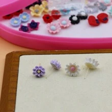 36pairs/Set Resin & Plastic Rose Shaped Earrings Mix Assorted Color & Style, Packaged In A Gift Box