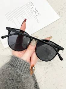 1pc Stylish Y2k Square Frame Retro Sports Fashion Glasses For Women, Daily Wear Shades Beach Accessories Beach Accessories For Women Glasses Shades Basics Fall Winter Women Outfits Clothes Business Casual Gifts For Summer Beach Vacation,Outdoor,Travel