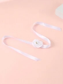 1 件女士新娘玫瑰花腕花。适合婚纱、伴娘和新娘在情人节佩戴 - 白色 - 查看 3