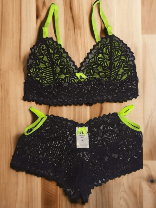 Conjunto de Lingerie em Renda Top Sem Bojo e Caleçon Neon Conjunto Lingerie Feminina