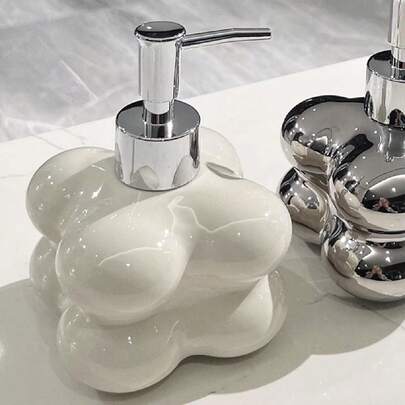 1 Hộp đựng xà phòng tắm cao cấp, chất liệu gốm màu be, thích hợp đựng sữa tắm, dầu gội, bình tạo bọt trang trí phòng tắm gia đình trang trí mùa thu trở lại trường