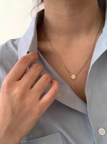 Stainless Steel Waterproof Anti-Fade Golden Lovely Daisy-Shaped Necklace & Earrings Set, Suitable For Women's Daily Wear - Gold - View 3