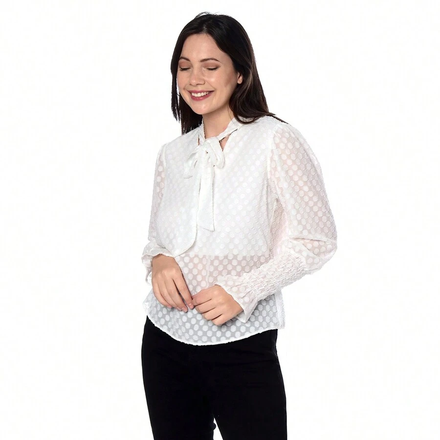 blusa color hueso , manga larga , con volante cuello v - hueso - Ver 1