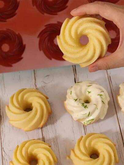 6pcs Spiral Shaped Doughnut/Cake Mold, Silicone Cookie Cutter