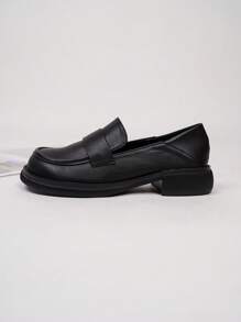 Women's Decorated Strap Round Toe Thick Sole Loafers, British Style, Black, All Seasons