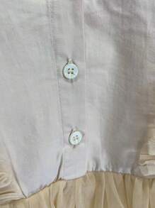 Letnia sukienka w jednolitym kolorze z siateczki dla młodych dziewcząt, z bufiastymi rękawami