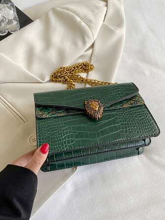 Krokodilmönstrad kvinnlig liten fyrkantig väska med kedja, retromode mångsidig crossbody-väska (23*15*9) cm