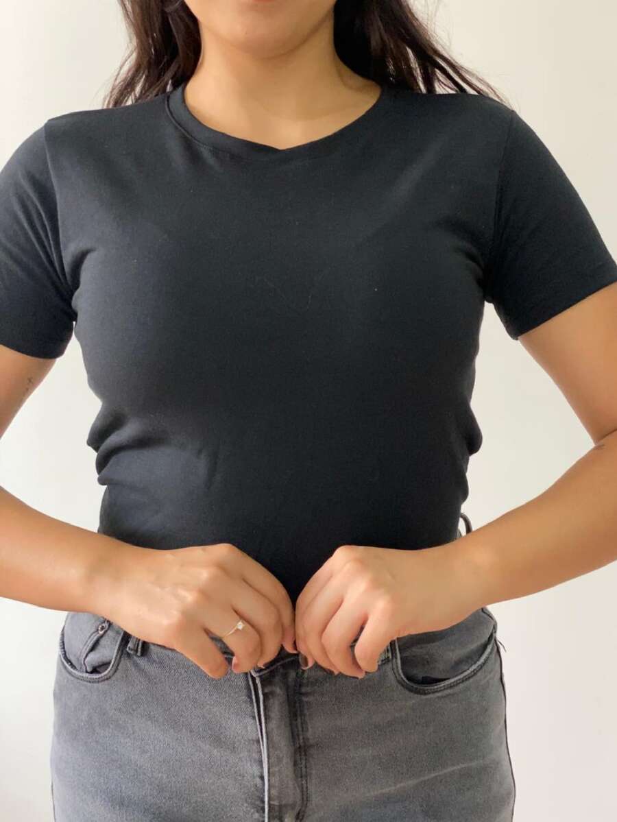 Women T-Shirts - 黑色 - 查看 1