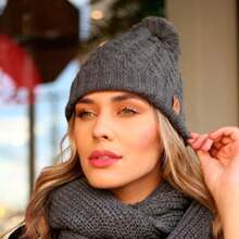 Touca feminina pompom gorro lã grossa tricot frio inverno
