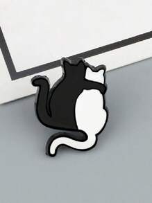1pc Black And White Cat Enamel Pins Hugging Cats Brooches Cartoon Cute Animal Backpack Lapel Custom Badges Jewelry Gifts For Friends - A - View 3