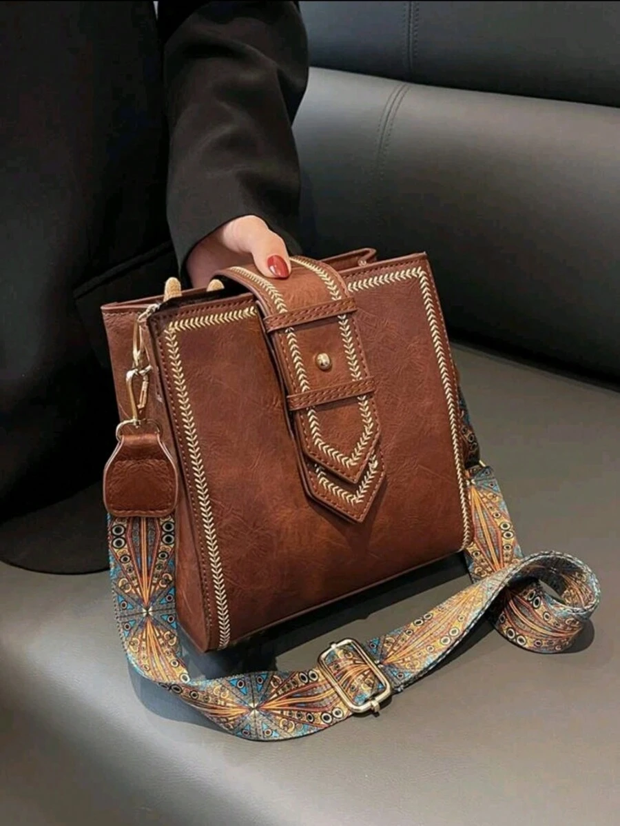 复古迷你缝线细节方形包迷你斜挎包女士宽肩带水桶包时尚带扣装饰方形钱包，复古风包包 - 棕色 - 查看 1