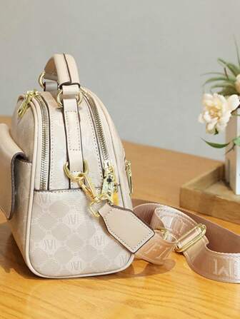 春季新款时尚印花女士大容量手提包，通勤约会休闲单肩包，母亲节礼物，妈妈礼物，妈妈必备外出妈妈包，最佳母亲节礼物创意，女士优雅包，女士优雅奢华包