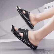 Men's Summer Beach Flip Flops Breathable Anti-Slip Korean-Style Soft Bottom Open-Toed Casual Sandals - Black - View 10