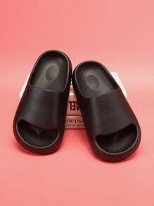 兒童男女通用的易穿拖鞋,帶有防滑軟底,適合室內和室外活動 - 黑色 - 查看 3