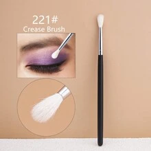 1支221號眼影晕染刷,由合成纖維和山羊毛製成,專業化妝工具