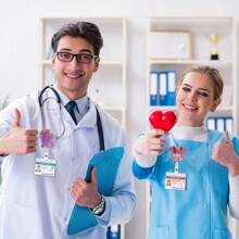1 Pieza Carrete Retráctil De Insignia De Enfermera, Adorno Lindo Para Identificación, Regalo Perfecto De Graduación De Enfermería Para Asistente Médico, Técnico De Farmacia Y Tarjeta De Nombre De Farmacéutico