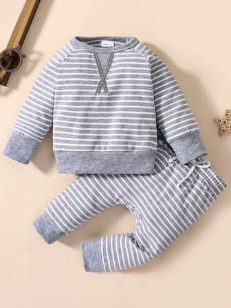 Sudadera de rayas para bebé de 2 piezas y pantalones a juego
