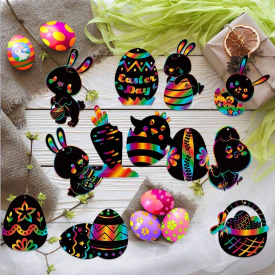 12入組兒童手工製作禮品的復活節刮畫藝術,復活節彩虹刮畫紙製作diy標籤裝飾以及復活節派對禮品袋填充物,有復活節彩蛋、兔子、小雞、胡蘿蔔籃等 - 彩色 - 查看 1