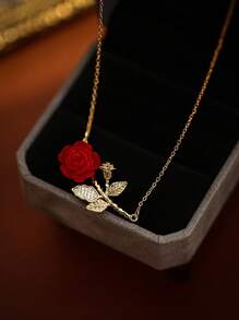 1 pieza Collar de Cadena de Clavícula con Flor de Rosa de Acero de Titanio Rojo, Diseño Delicado y Único con Sensación de Alta Gama para San Valentín