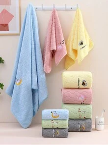 4入組刺繡's'圖案浴巾套裝,2條浴巾和2條手巾。採用珊瑚細毛製成,吸水性高,不褪色。柔軟,親膚,適合日常家居使用。套裝包括35*75cm手巾和70*140cm浴巾,非常適合浴室使用。 - 綠色 - 查看 9