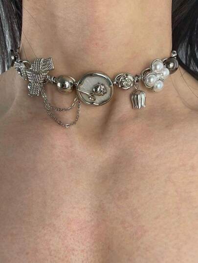 1條非傳統朋克風格白玫瑰掛墜頸鏈,男女日常佩戴