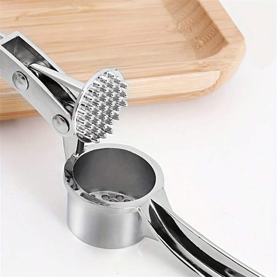 1pc Metal Garlic Press Crusher, Manual Ginger Masher, Handheld Kitchen Tool SHEIN