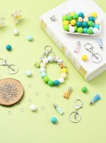 Diy 串珠手機吊飾附鑰匙圈製作套件,包括矽膠圓珠、鐵分體鑰匙圈、人造絨面革流蘇吊墜裝飾,混色 - 綠色 - 查看 2