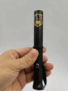 1pc Creative Electric Shock Prank Toy Round Flashlight, Electric Shock Practical Joke Toy (No Harmful Current For The Body) - Multicolor - View 3