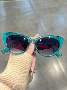 Fashionable Women's Fashion Glasses Cat Eye Shape With Gradient Color Blocks For Travel Outdoor Photography Shades Beach Accessories Halloween Beach Accessories For Women Glasses Shades Basics Fall Winter Women Outfits Clothes Business Casual Gifts For Summer Beach Vacation,Outdoor,Travel