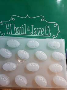 Molde para gelatina con forma de Mini logos superheroe B - Blanco - Ver 1