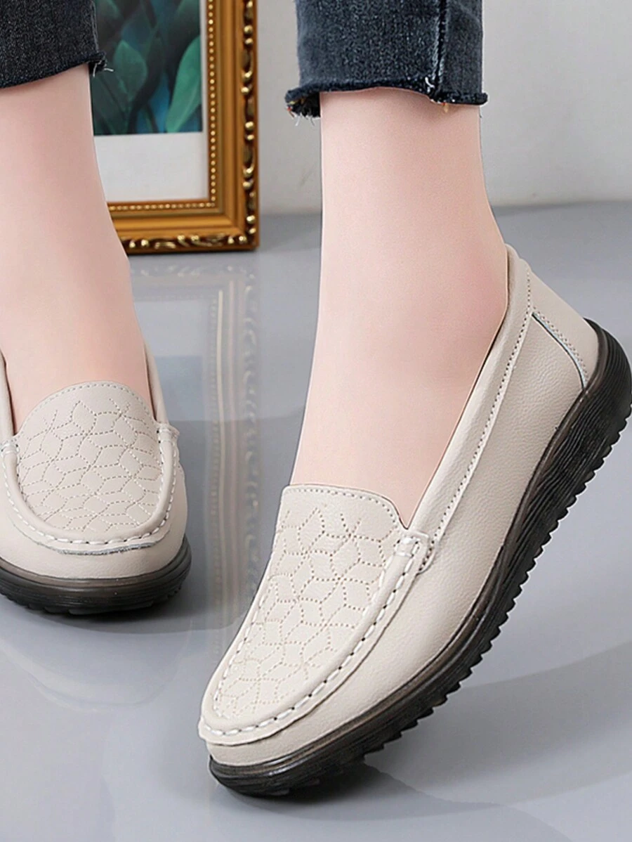 女士四季款軟底平底鞋,適合母親簡約風格的鞋履 - 米色 - 查看 1