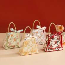 10pcs, European Style Floral Design Candy Box Wedding Favor Box - High-Grade Candy Bag With New Design Suitable For Wedding Engagement Gift, Mother's Day Birthday Gift, Wedding Decoration, Party Favors, Banquet Decoration - Champagne - View 7