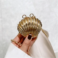 Nowa metalowa mini torebka na ramię w kształcie muszli, modna torba, modna damska torba, elegancka torebka muszlowa idealna na imprezy, wesela, kolacje i bankiety, mecze, suknie ślubne, formalne stroje, suknie balowe, stroje urodzinowe i damskie stroje imprezowe