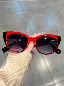 Fashionable Women's Fashion Glasses Cat Eye Shape With Gradient Color Blocks For Travel Outdoor Photography Shades Beach Accessories Halloween Beach Accessories For Women Glasses Shades Basics Fall Winter Women Outfits Clothes Business Casual Gifts For Summer Beach Vacation,Outdoor,Travel