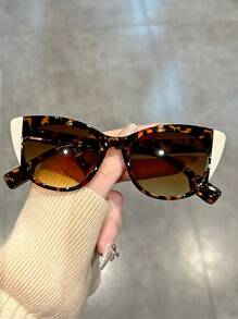 Fashionable Women's Fashion Glasses Cat Eye Shape With Gradient Color Blocks For Travel Outdoor Photography Shades Beach Accessories Halloween Beach Accessories For Women Glasses Shades Basics Fall Winter Women Outfits Clothes Business Casual Gifts For Summer Beach Vacation,Outdoor,Travel