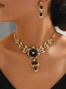 1 đôi Của Hoa tai + 1 Miếng Dây chuyền Đẹp Thiết kế hoa Retro Hợp kim Bộ kim cương Của phụ nữ Chuyên nghiệp Bộ trang sức Buổi tiệc Mỏ neo Phụ kiện Cô gái Quý cô Món quà - màu đen - Xem 3
