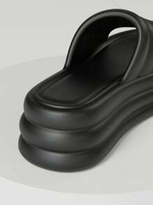 7,0 cm dicke EVA-Pantoffeln für Frauen zum Tragen im Freien, einfache Stil, einfarbig, rutschfest, erhöht die Höhe, geeignet für Büro, Zuhause oder Dating im Sommer
