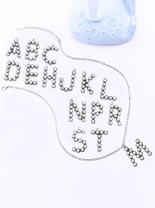 綠松石色字母墜飾項鍊