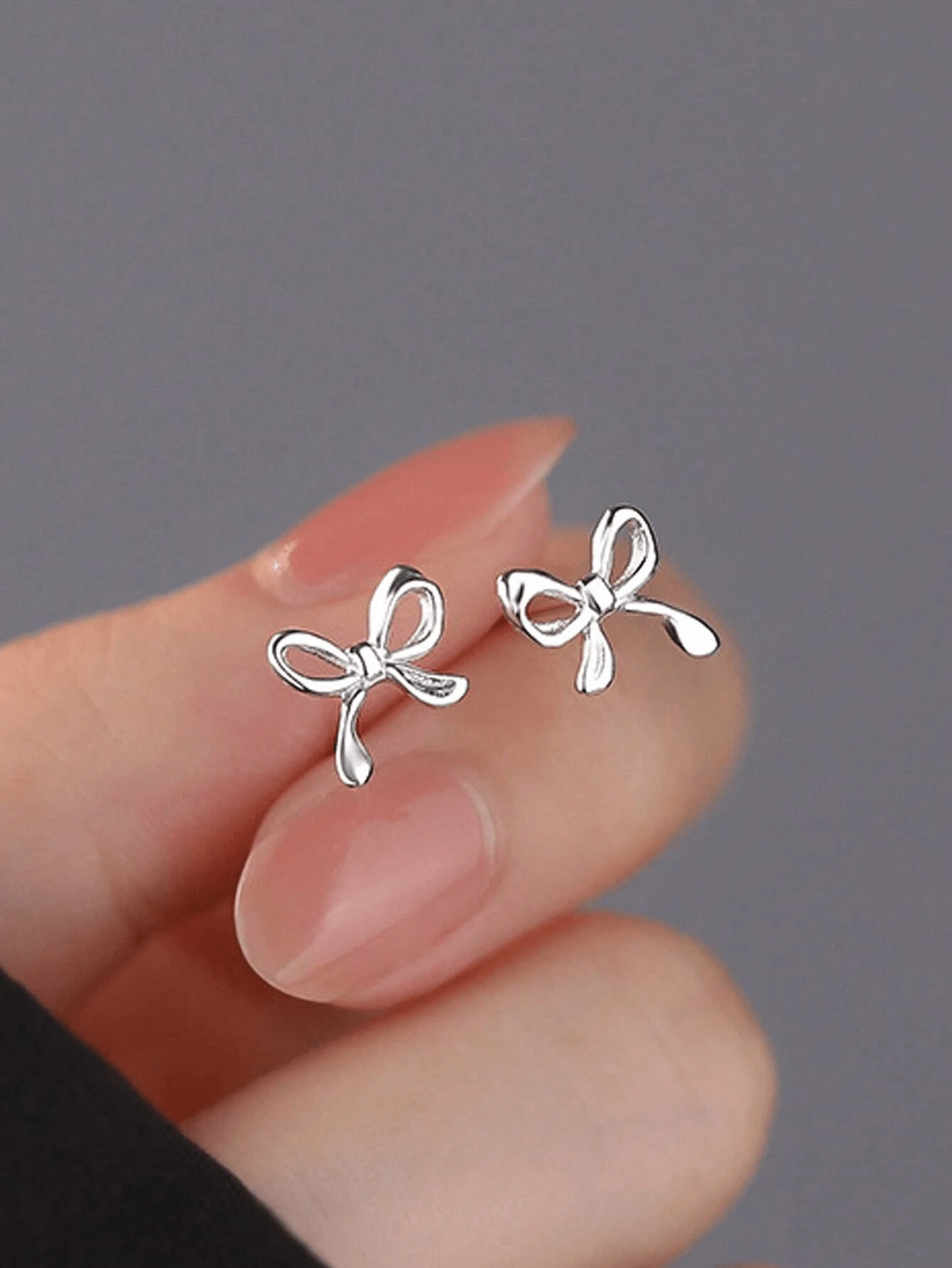 1 Pair Minimalist Bow Stud Earrings - Women's Simple Retro Small Metal Earrings