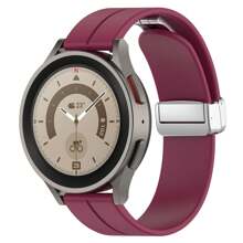 1PC 20mm Universal Magnetic Folding Buckle Silicone Watch Band, Compatible With Samsung Galaxy Watch 6/ 6 Classic/ 5/ 5 Pro/ 4/ 4 Classic/3 41mm/ Active 2/ Active/ Watch 42mm/Gear Sport/Gear S2 Classic, Compatible With Huawei Watch GT3 42mm/ GT2 42mm/ 2, Honor Watch SE/ MagicWatch2 42mm, Amazfit GTR Mini/ Bip3 Pro/ Bip3/ GTS4 Mini/ GTS 3/ GTS 2e/ GTS 2mini/ GTS 2/ Pop Pro/ Pop/ BIP U/ GTR 42MM/ GTS/ BIP/ BIP Lite/ Bip 1S/ZEPP E, Garmin Vivomove Forerunner158/55/ Vivoactive3/3 Music/ Venu/ Venu2 Plus/ Venu Sq/ Vivomove3/ Luxe/ Style/HR/ Forerunner245/245music/ Forerunner645/645music, Xiaomi Haylou BLING LS12, Realme TechLife Watch, Ticwatch GTH/ E3/ E/ 2 Watch Strap As A Gift For Students Returning To School