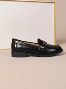 Zapatos de mujer de estilo británico, negro, mocasines vintage retro, zapatos planos de escote bajo para la primavera