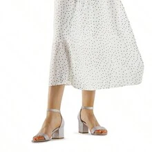 Women 2.25 In Chunky Low Heels Open Toe Block Heeled Dress Ankle Strap Pump Wedding Sandals - 銀色 - 查看 5