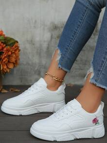 女士白鞋,英式純白皮革運動鞋,圓頭低頂平底滑板鞋,時尚透氣防滑學生鞋 - 白色 - 查看 4