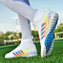 1pair New Men's & Women's Striped Soccer Shoes, Tf Broken Nail Anti-Slip Training Shoes, Outdoor Turf Football Boots, Professional Sports Sneakers, Black Classic High-Top Short Nail Football Shoes