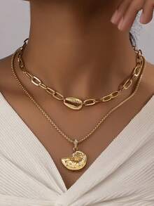 A Cross-Border Retro Light Luxury Double Layered Shell Neck Chain Design With A Niche Clavicle Chain - Yellow Gold - View 1