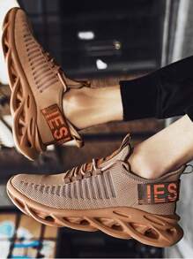 春季情侶休閒運動鞋,透氣網設計,薄刀底,輕便跑鞋 - 棕色 - 查看 2